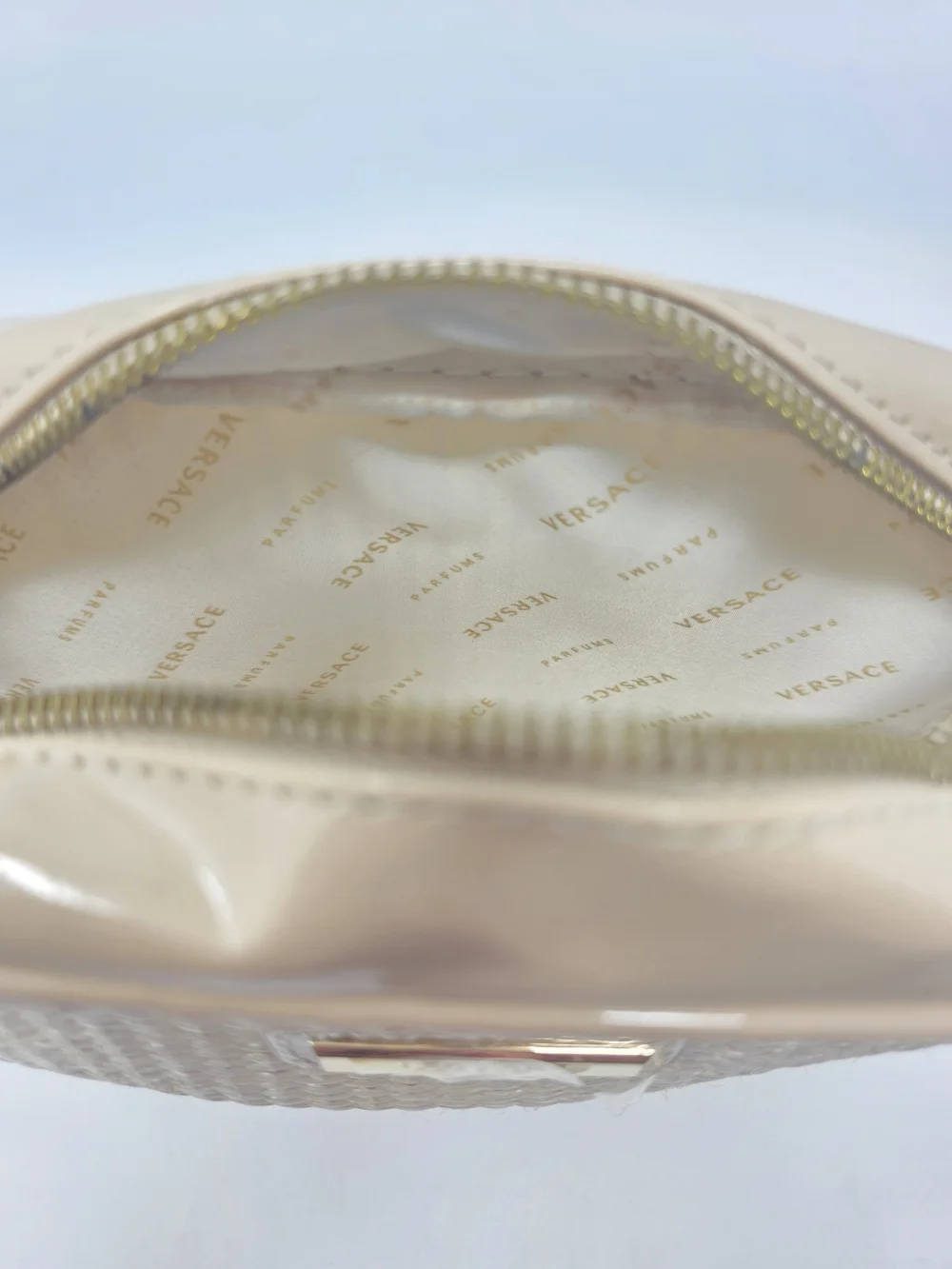 VERSACE Woven Bag Gloss Trim Makeup Cosmetic Perfume Bag Tan Gold Zip Closure